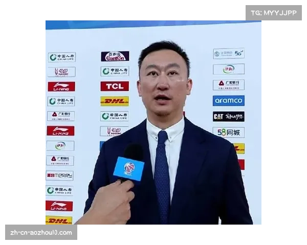 青岛队刘维伟培养年轻球员 关键球交由新秀处理